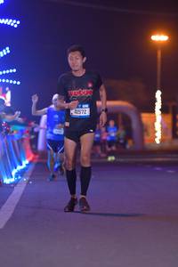 BIB: 41572
                            <button type="button" onclick="openModal(21575521)" class="btn btn-primary btn-sm float-right btn-popup" data-toggle="modal" data-target=".modal-high-quality">
                        <i class="fas fa-shopping-cart"></i> Add to Cart
                    </button>
                                            <button type="button" onclick="isThisMe(21575521, true)" class="btn btn-success btn-sm float-right btn-popup btn-isme hidden" data-toggle="tooltip" data-placement="bottom" title="นี่คือรูปของคุณใช่ไหม คลิกที่นี่เพื่อเอาเข้าอัลบั้ม">
                        <i class="fas fa-plus"></i> Add to album
                    </button>
                    <button type="button" onclick="isThisMe(21575521, false)" class="btn btn-warning btn-sm float-right btn-popup btn-isnotme hidden">
                        <i class="fas fa-ban"></i> Remove from album
                    </button>